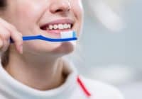 Get Healthy, Strong, Shining Teeth ; 10 Best Oral Health Tips