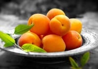 Natural Health Benefits of Eating Apricot on Skin and Body